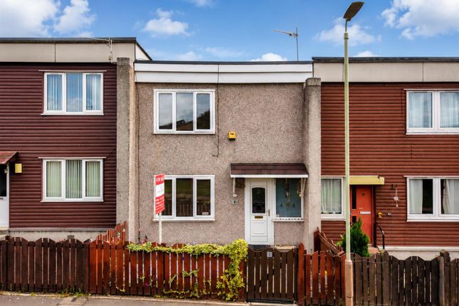 4, Whitfield Avenue, Dundee photo 2