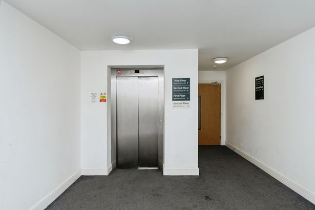 75, Boulevard View Whitchurch Lane, BRISTOL photo 2