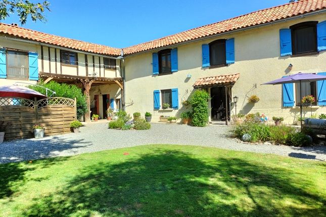 Thumbnail Farmhouse for sale in Trie-Sur-Baise, Midi-Pyrenees, 65220, France