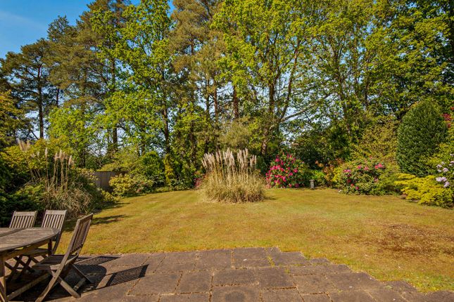 4, Hurstwood, Berkshire photo 3