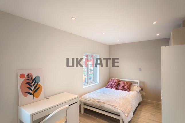 65, Bisson Road, London photo 4