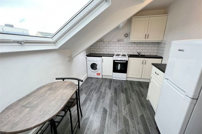 1-bed flat on Summerhill, Thornhill, Sunderland, £600/mo