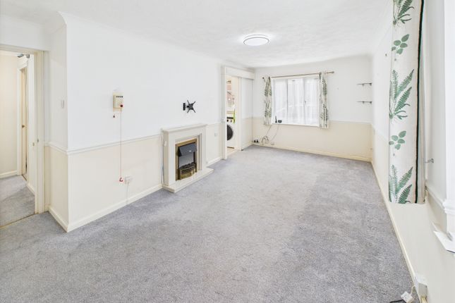 Flat 3, Sarisbury Gate, Southampton photo 3