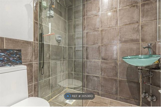 Flat, Alexandra House Kings Road, Reading photo 5