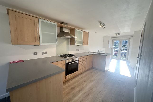 6, Torside Mews, Hadfield, Glossop photo 4