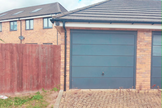3, Henry Close, Welwyn Garden City photo 3