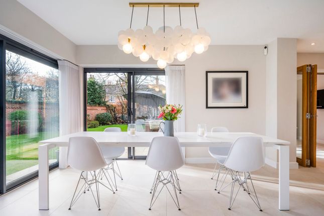 7 Orchard Chase, Reading photo 4