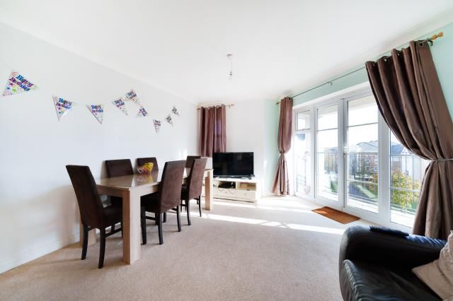 224, International Way, Sunbury-On-Thames photo 4