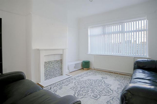 Manchester Road, Swinton photo 4