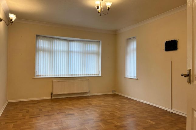 10, Eighth Avenue, Wisbech photo 3