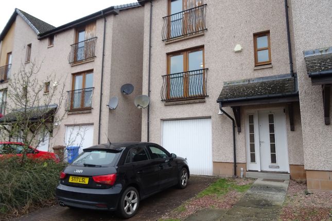 Thumbnail Town house to rent in Constitution Crescent, Law, Dundee
