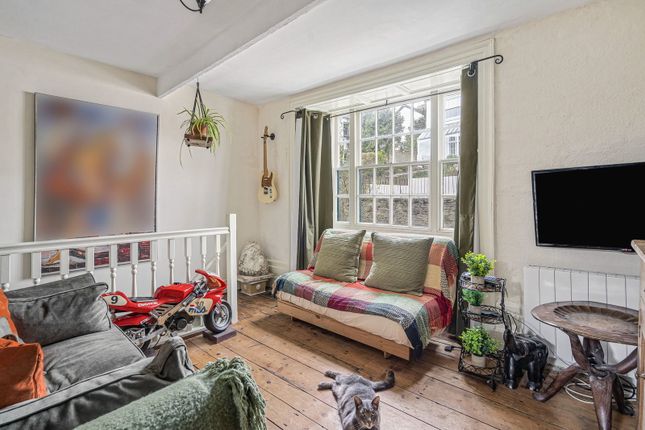 Flat 2, 24, Duncombe Street, Kingsbridge photo 3