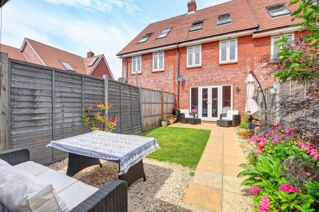 Town house for sale in Hedley Way, Hailsham