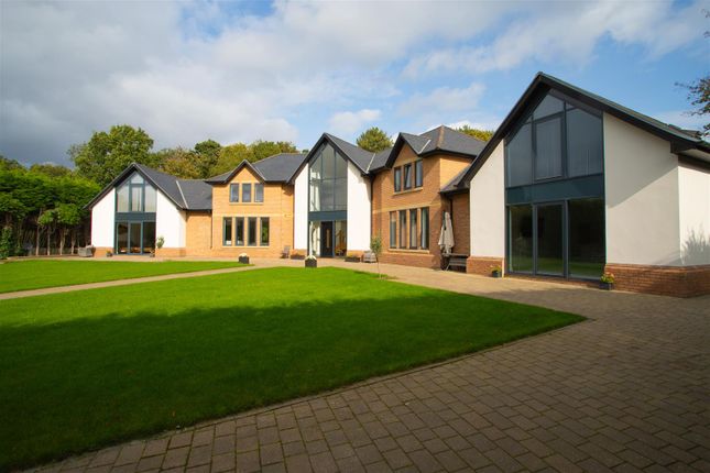 Thumbnail Detached house for sale in Roman Park, Little Aston Park