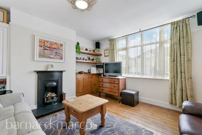 37, Cranleigh Road, Feltham photo 3