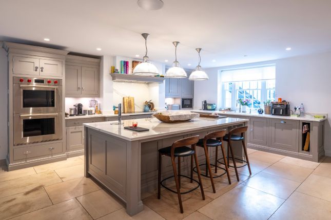 24, Regents Park Road, London photo 4