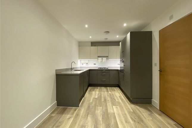 18, Meadow Way, Leighton Buzzard photo 2