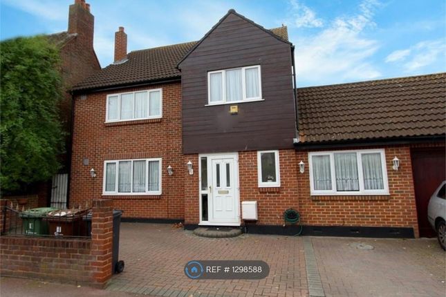 Thumbnail Detached house to rent in Hurstbourne Gardens, Barking