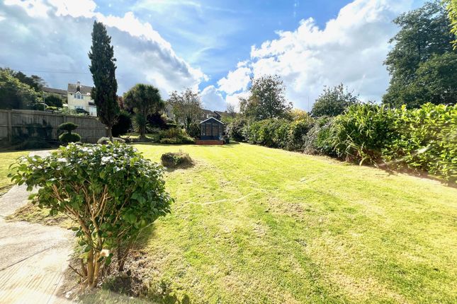 28, Lowertown Close, Saltash photo 4