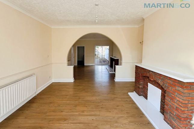 12, Lea Road, Lincs photo 4