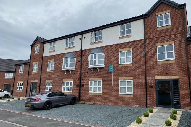 Flat to rent in The Old Sidings, St. Johns Court, Goole