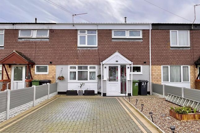Thumbnail Terraced house for sale in Hawthorn Road, Gorleston, Great Yarmouth