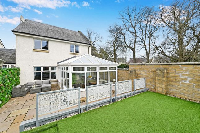32, St Davids Gardens, DALKEITH photo 2