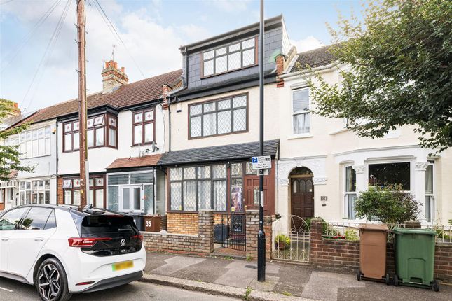 Property to rent in Garner Road, London