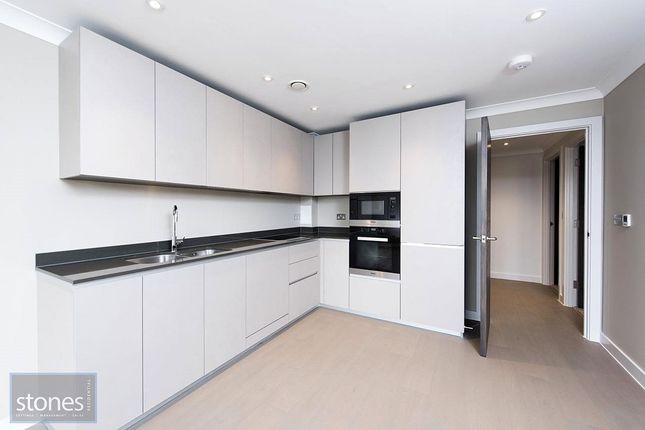 Flat 12, Epsom Court, 4, Hope Close, London photo 2