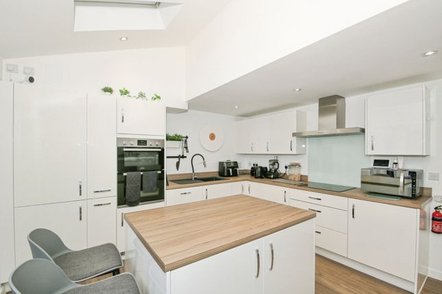 9, Bentley Grove, Cambridgeshire photo 4