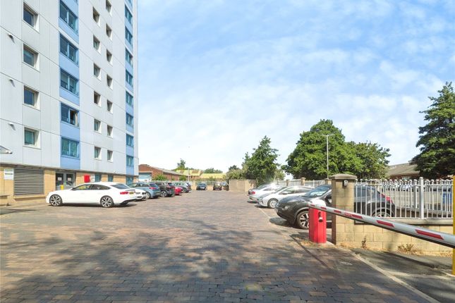 2 bed property for rent in Gomer Street, Willenhall, West Midlands WV13
