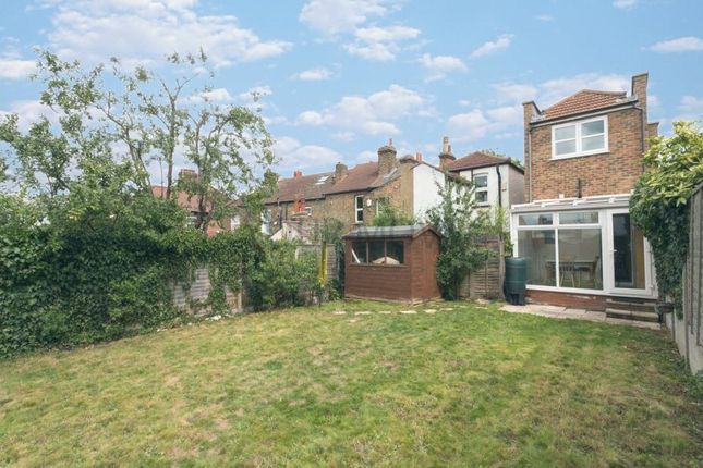 Detached house to rent in Aubrey Road, Walthamstow, London