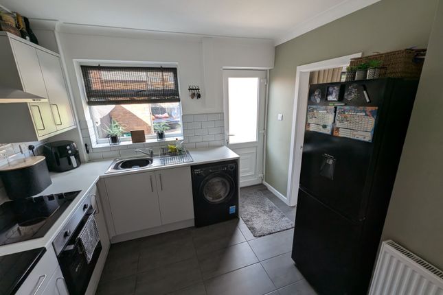 58, Elmhirst Road, Doncaster photo 5