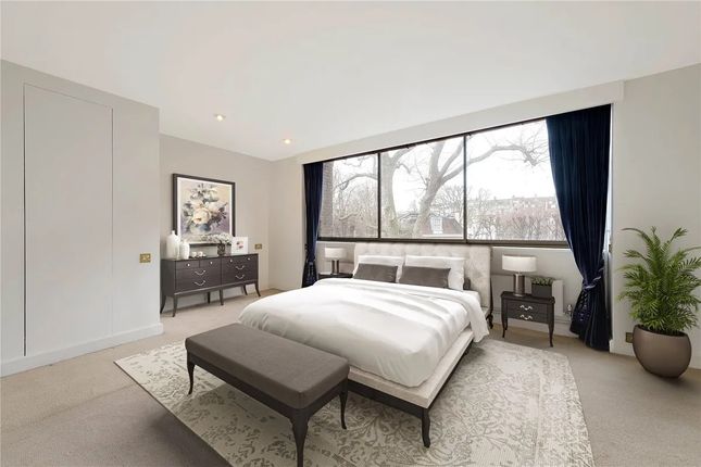 30a, Hyde Park Gate, London photo 4