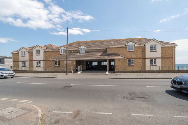 2-bed house on Flat 9, Admiral Court 14-16,, Brighton Road, West Sussex, £220,000