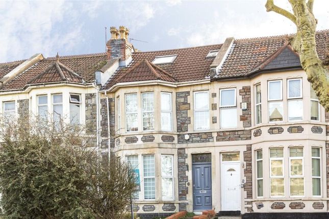 A Charming Terraced House With Classic Bay Windows...
