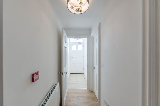 Apartment 2, 13/14, Claremont Crescent, Weston-super-Mare photo 4