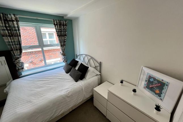 Flat to rent in Carisbrooke Road, Leeds, West Yorkshire