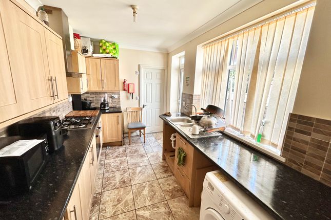 Flat to rent in Hudson Road, Southsea