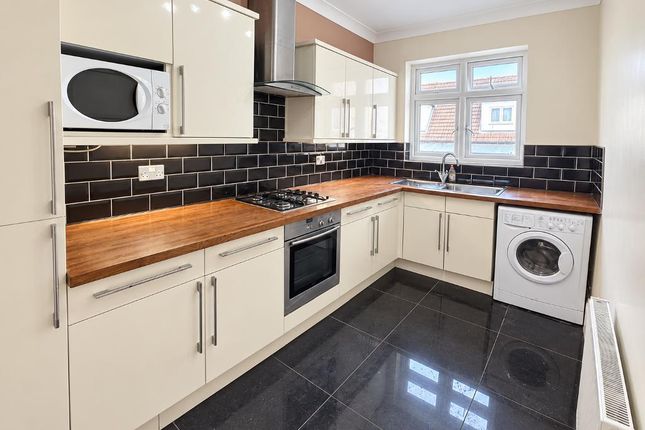 220a, Hornchurch Road, Hornchurch photo 3