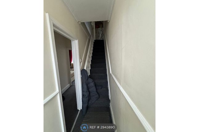 A Derby Road, Southampton photo 5