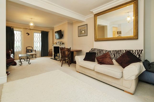 Ground And First Floor Maisonette, 41, Russell Square, Brighton photo 2