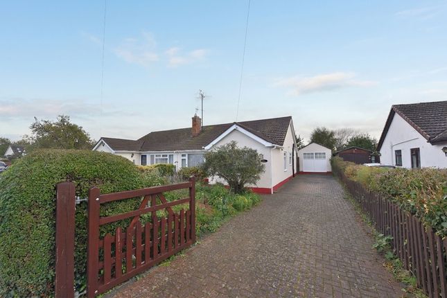 3-bed bungalow on 8 Orchard Way, St. Neots, £325,000