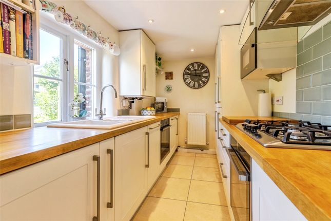 Owl Cottage, 341, Parr Fold, Manchester photo 2