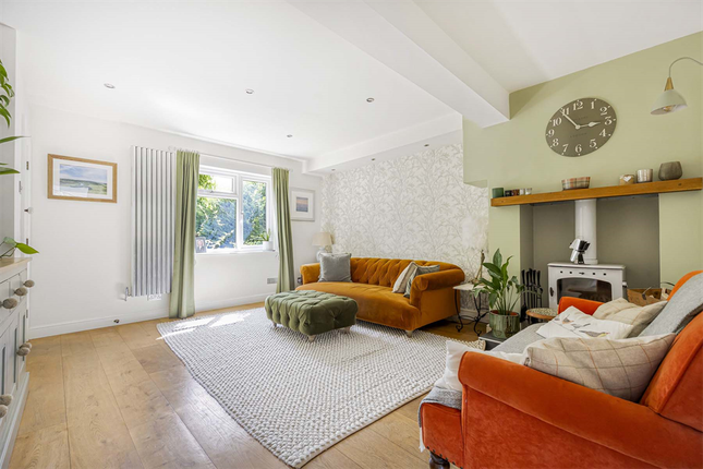 51 Elvendon Road, Goring on Thames photo 4