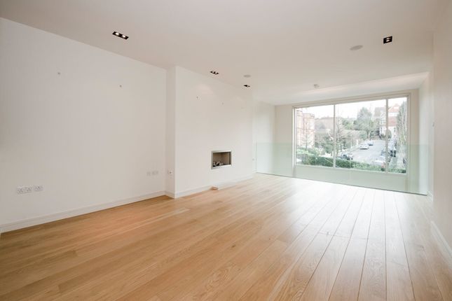 4, Tercelet Terrace, London photo 3