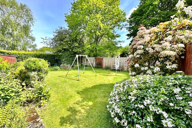 Bungalow for sale in Westlands, Bransgore, Christchurch, Hampshire