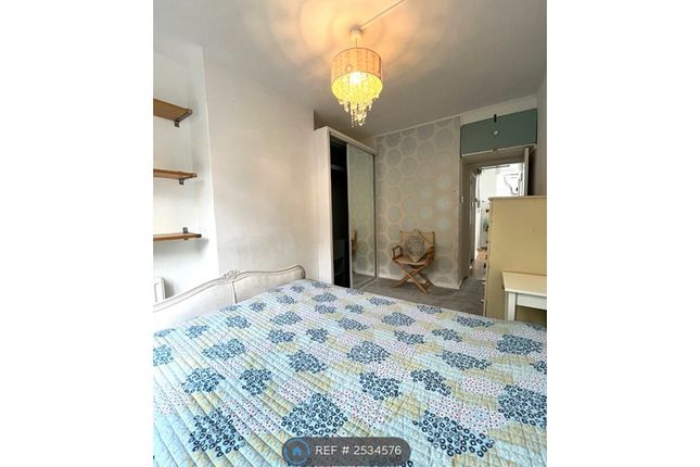 Flat  Pilgrim House, Tabard Street Bermondsey, London photo 5