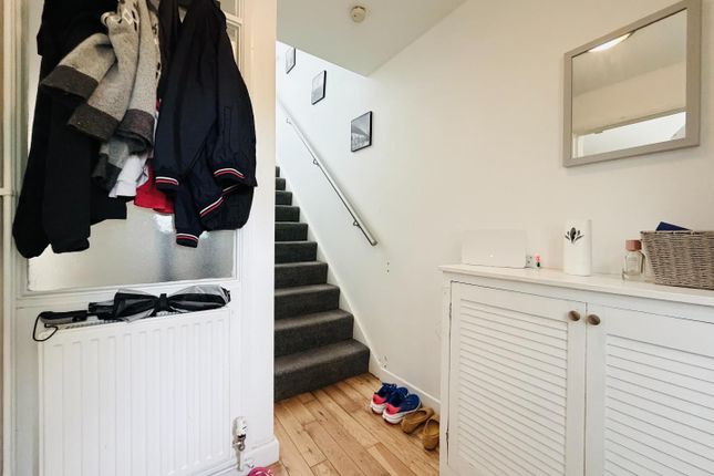 23, Bramshaw Gardens, Bournemouth photo 2