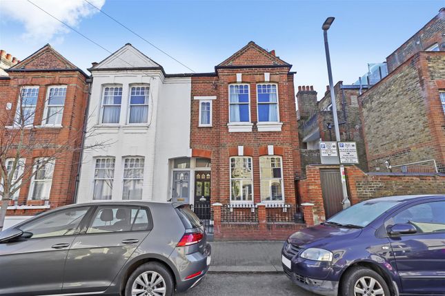 End terrace house for sale in Florian Road, London
